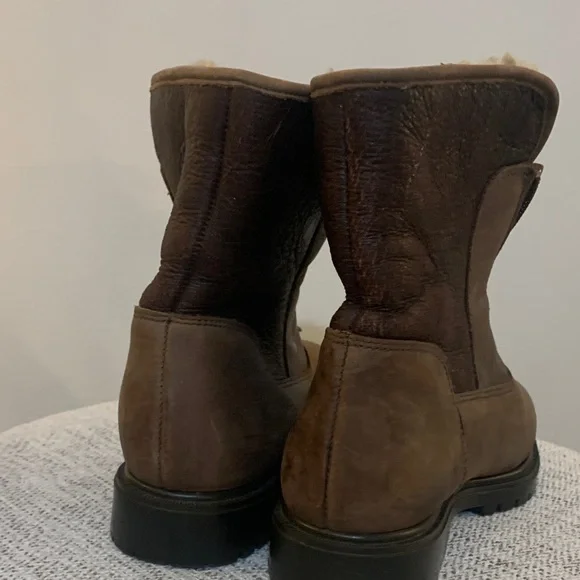 Barbo Cozy Brown Winter Boots with Sherpa Lining - Picture 8 of 14